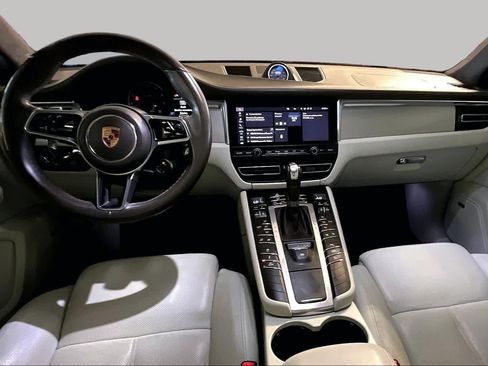 Used 2020 Porsche Macan Turbo AWD/4WD image 13