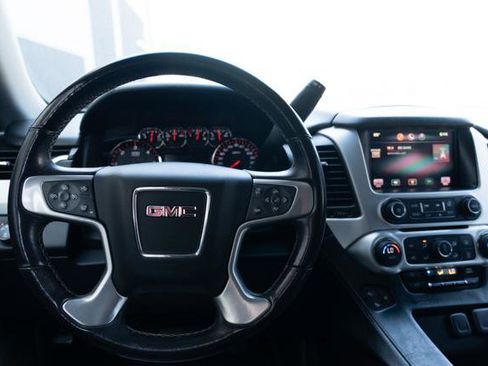 Used 2015 GMC Yukon SLT image 19