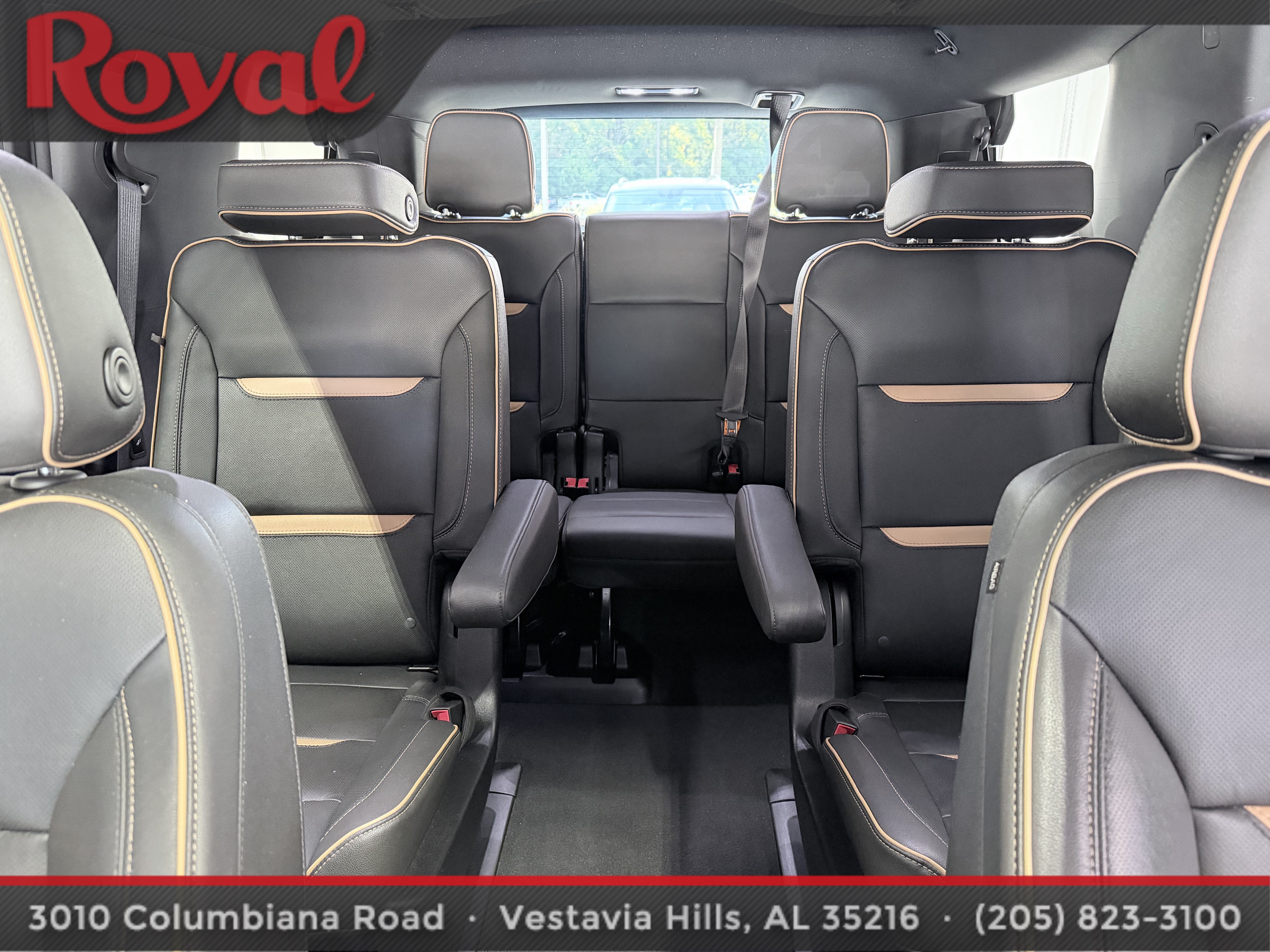 Used 2023 GMC Yukon AT4 w/ AT4 Premium Package AWD/4WD image 20