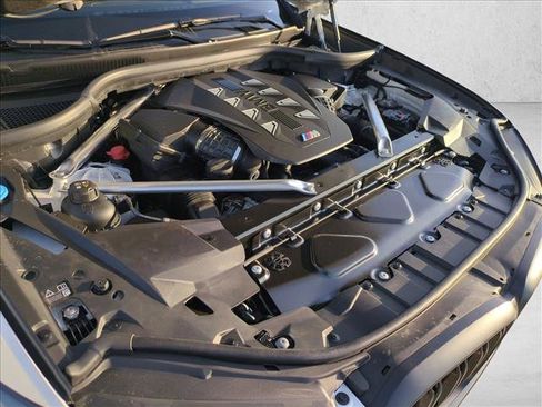 New 2026 BMW X5 M60i w/ Executive Package image 17