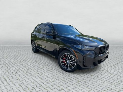 Used 2025 BMW X5 M60i w/ Climate Comfort Package AWD/4WD image 2