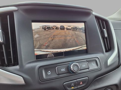 Used 2024 GMC Terrain SLE image 6