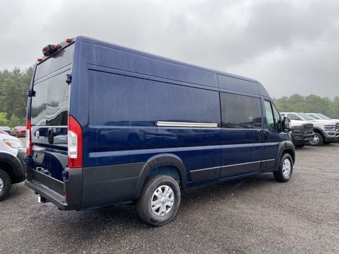 Used 2025 RAM ProMaster 3500 w/ Quick Order Package 22H SLT+ FWD image 3