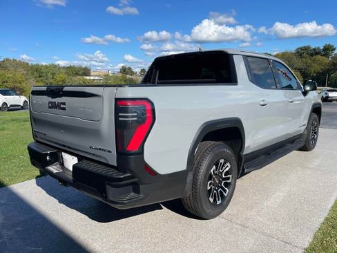 New 2026 GMC Sierra EV Elevation w/ Premium Package AWD/4WD image 5