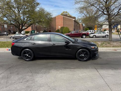Used 2016 Chevrolet Malibu LS image 3