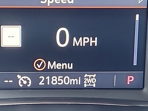 Used 2023 GMC Acadia SLT w/ Trailering Package AWD/4WD image 18