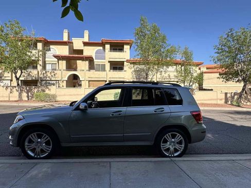 Used 2015 Mercedes-Benz GLK 350 2WD image 5