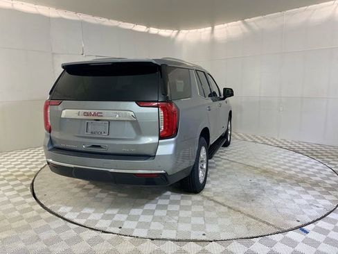 Used 2023 GMC Yukon SLT w/ SLT Luxury Package AWD/4WD image 17