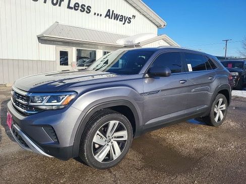 Used 2022 Volkswagen Atlas Cross Sport SE image 24