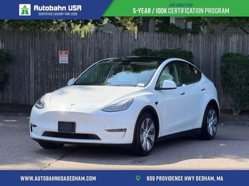 Used 2021 Tesla Model Y Long Range AWD/4WD image 1