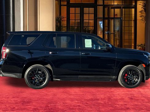 Used 2023 Chevrolet Tahoe RST w/ RST Performance Edition image 9