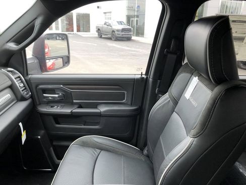 New 2026 RAM 2500 Laramie w/ Sport Appearance Package AWD/4WD image 31