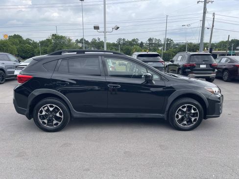 Used 2019 Subaru Crosstrek 2.0i Premium w/ Moonroof Package AWD/4WD image 2