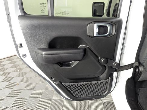 Used 2021 Jeep Gladiator Sport w/ Trailer Tow Package image 27