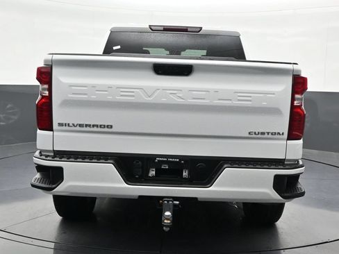 Used 2022 Chevrolet Silverado 1500 Custom RWD image 4
