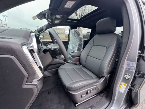 New 2026 GMC Canyon Elevation w/ Convenience Package image 5