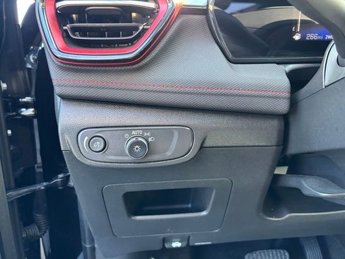 Used 2024 Chevrolet TrailBlazer RS w/ Convenience Package image 13