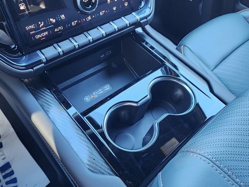 New 2026 GMC Yukon AT4 image 33