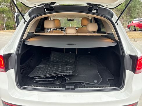 Used 2022 Mercedes-Benz GLC 300 4MATIC w/ Premium Package Lite image 27