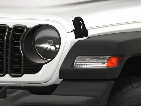 Used 2025 Jeep Wrangler Sport S image 12