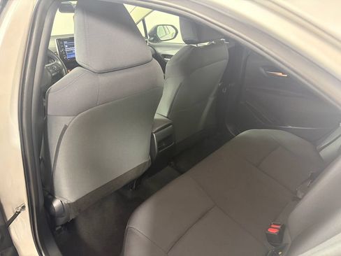 Used 2021 Toyota Corolla LE FWD image 12