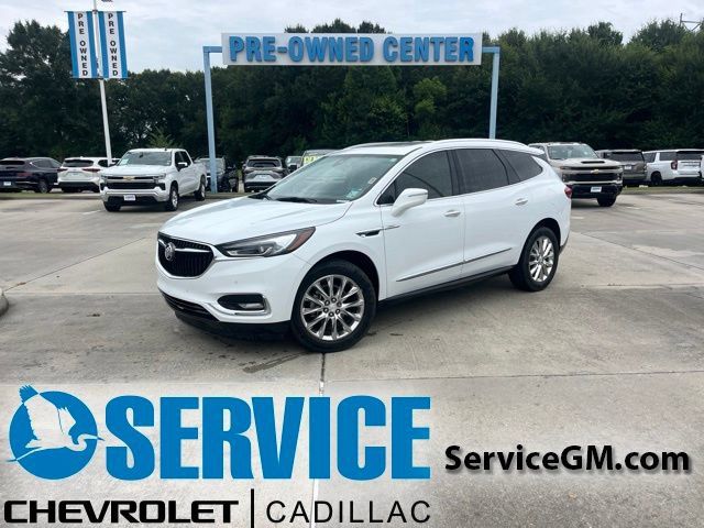 Used 2018 Buick Enclave Premium w/ Trailering Package FWD image 1