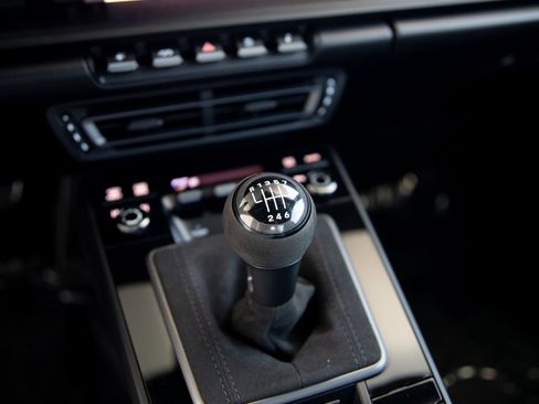 Certified 2022 Porsche 911 Carrera 4 GTS AWD/4WD image 18