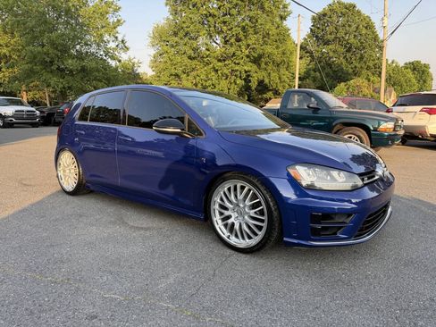 Used 2016 Volkswagen Golf R 4-Door AWD/4WD image 5