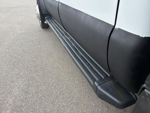 Used 2015 Ford F550 4x4 Crew Cab Super Duty image 21
