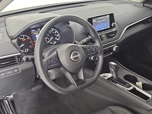 Certified 2023 Nissan Altima 2.5 S FWD image 15