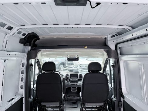 Used 2026 RAM ProMaster 2500 w/ Convenience Group FWD image 29