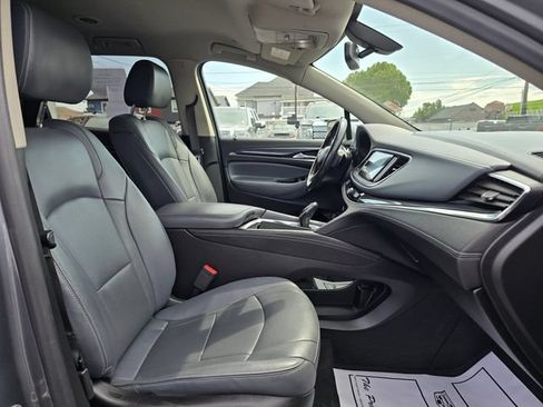 Used 2019 Buick Enclave Essence AWD/4WD image 10