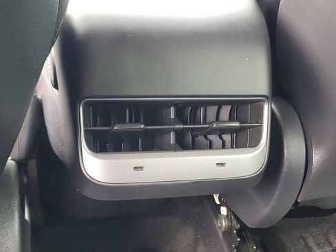Used 2021 Tesla Model Y Performance AWD/4WD image 13