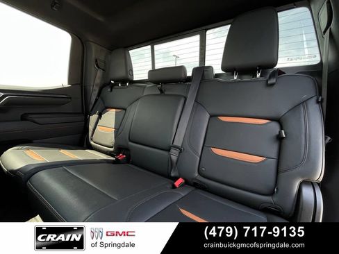 Used 2024 GMC Sierra 1500 AT4 w/ Technology Package AWD/4WD image 24