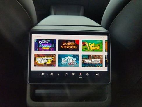 Used 2025 Tesla Model 3 Long Range image 52