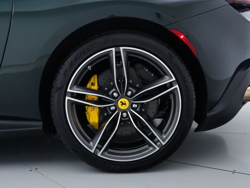 Certified 2025 Ferrari Roma Spider RWD image 45