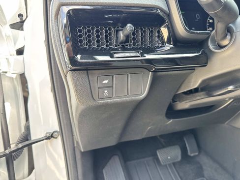 Used 2024 Honda CR-V Sport Touring image 21