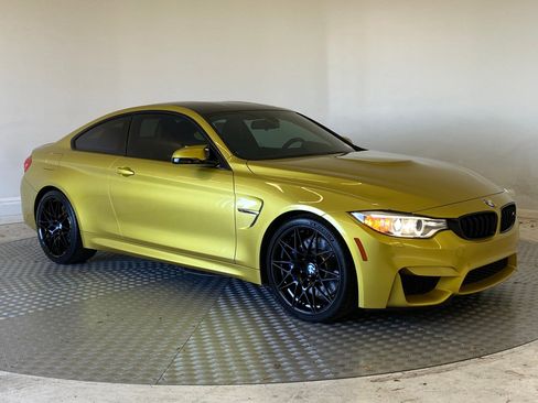 Used 2017 BMW M4 Coupe image 7