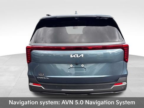 Used 2025 Kia Carnival SX Prestige FWD image 6