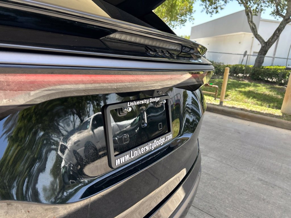 Used 2024 Jeep Wagoneer Launch Edition AWD/4WD image 20