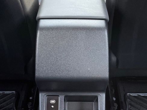 Used 2025 Kia K4 LXS image 24