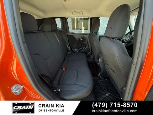 Used 2021 Jeep Renegade Latitude image 31
