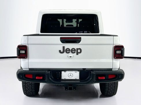 Used 2024 Jeep Gladiator Rubicon image 6