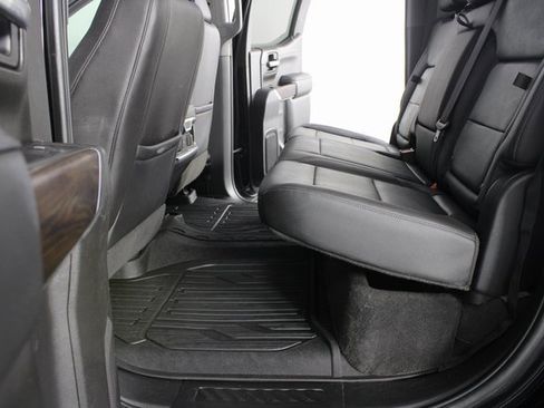 Used 2020 GMC Sierra 1500 SLT w/ SLT Premium Plus Package image 17