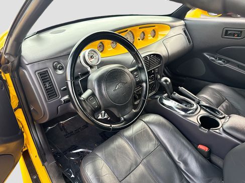 Used 2002 Chrysler Prowler RWD image 22
