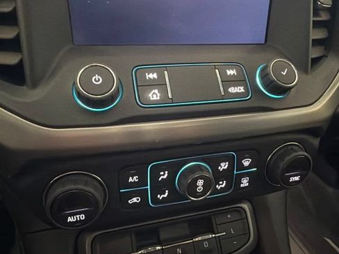 Used 2022 GMC Acadia AT4 w/ GMC Pro Grade Package AWD/4WD image 31