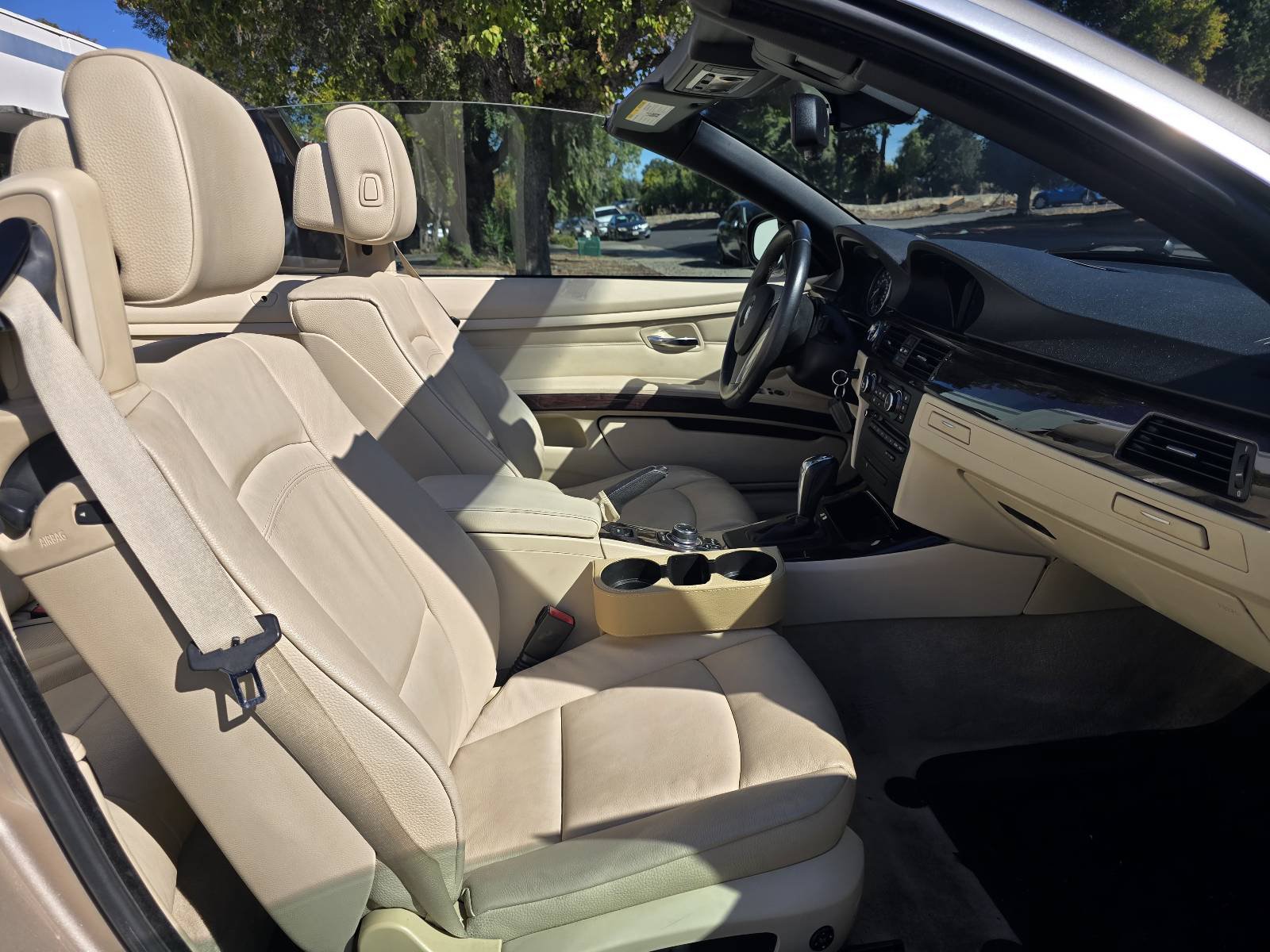 Used 2012 BMW 328i Convertible RWD image 18