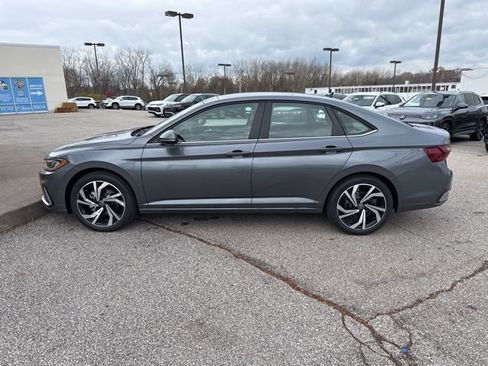 New 2026 Volkswagen Jetta SEL image 12