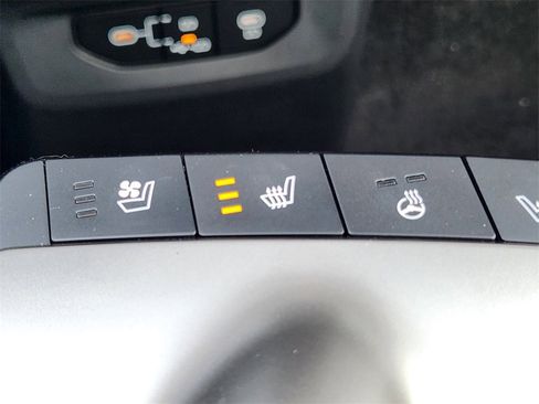 New 2025 Kia EV6 Wind image 15