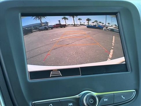 Used 2023 Chevrolet Equinox LS w/ Driver Confidence II Package FWD image 20